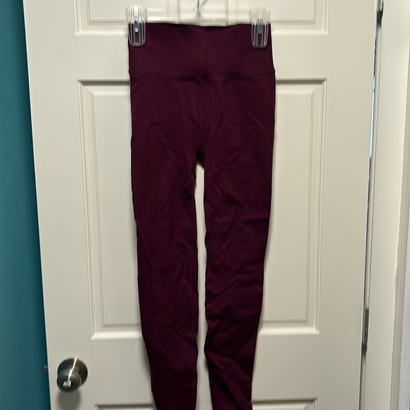 Fabletics Maroon Sculptknit Leggings - Picture 1 of 7